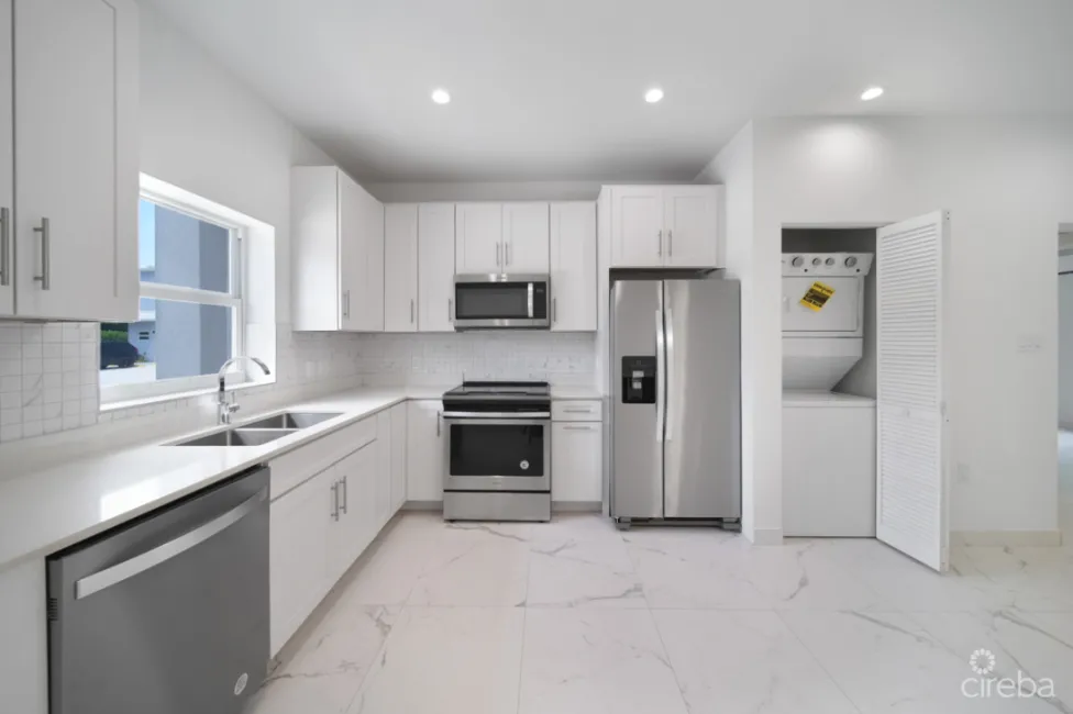 THE POINT AT WATERCOURSE 1-BEDROOM