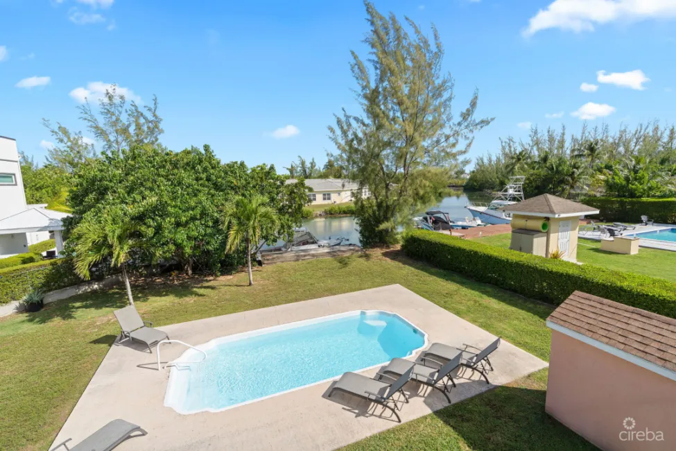 CAYMAN ESCAPE #7