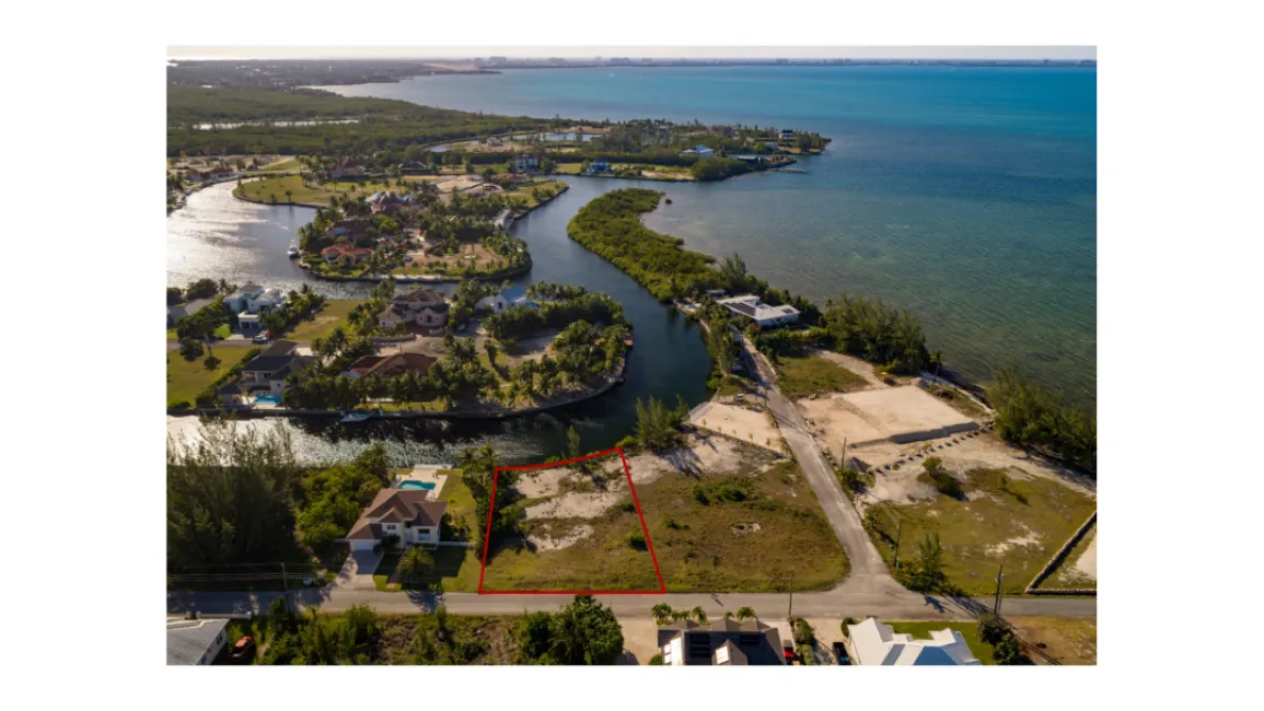 SUNRISE LANDING CANAL LOT PARCEL