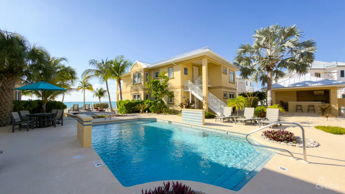 BEACHFRONT CONDO THE CLUB LITTLE CAYMAN