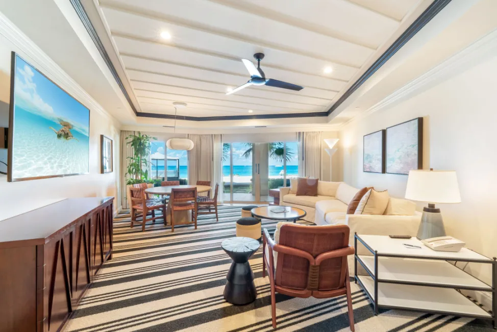 RITZ-CARLTON GROUND FLOOR (PIP) RESIDENCE