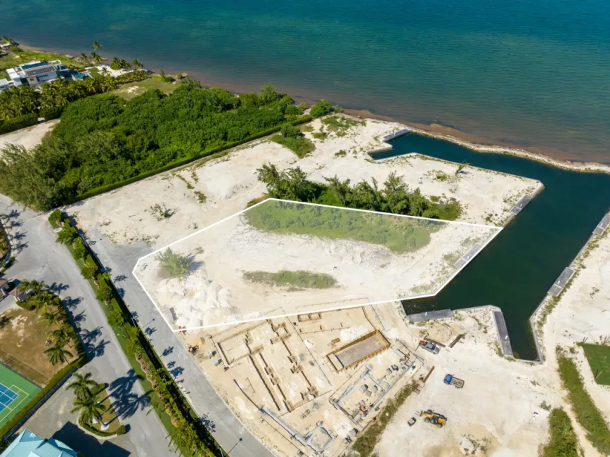 DIAMOND'S EDGE OCEANFRONT ACREAGE ESTATE LOT #3