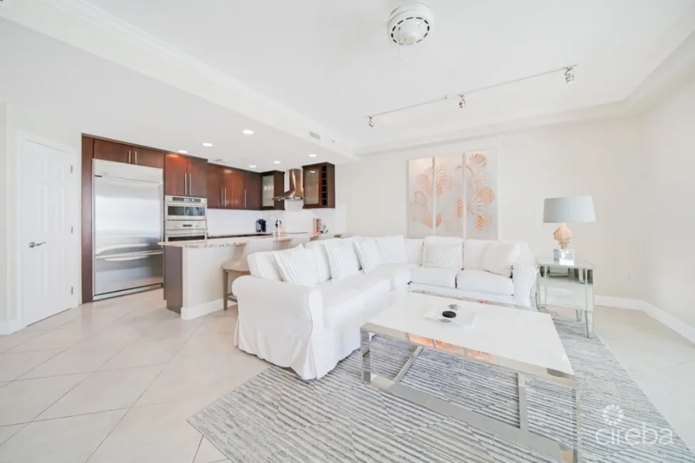 SOUTH BAY BEACH CLUB, 3BR CONDO WITH  PARKING SPACE