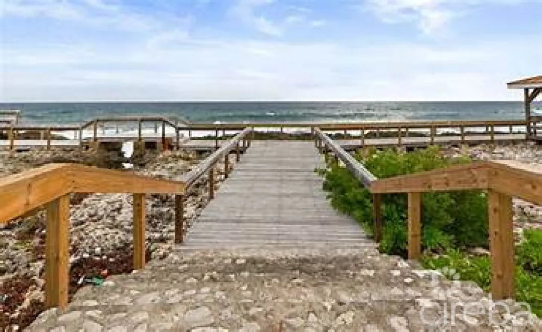 OCEAN CLUB - 1 BED LOFT