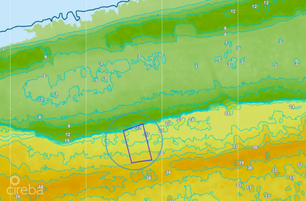 BLUFF LOT WITH FANTASTIC VIEWS