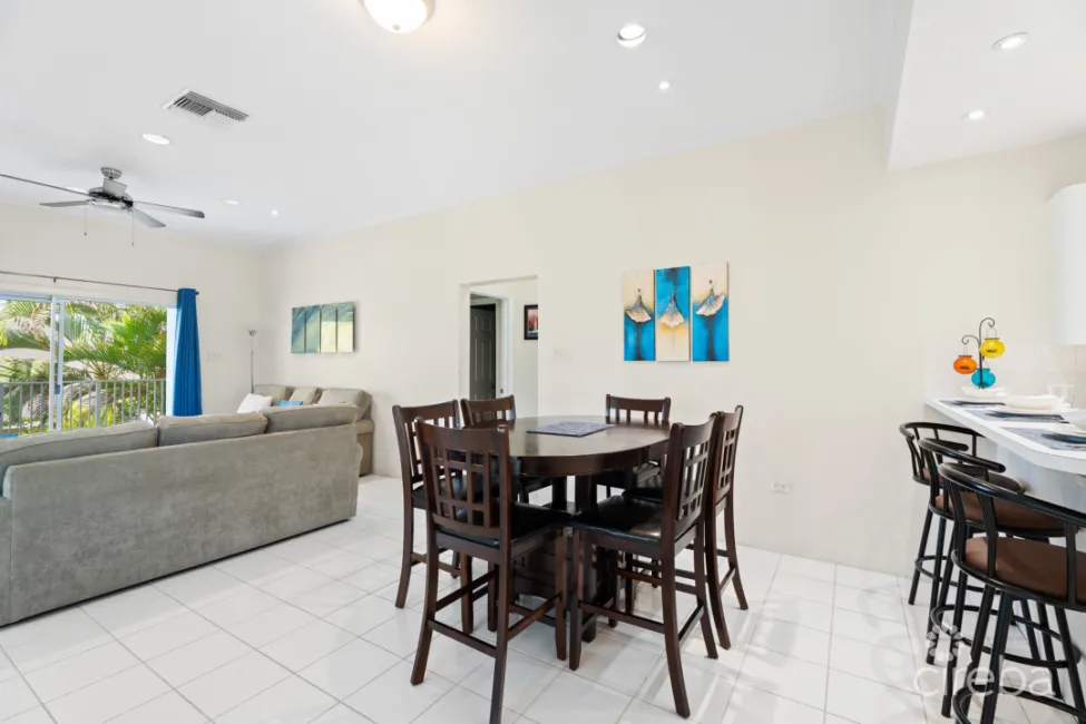 SPACIOUS 3 BEDROOM APARTMENT IN SOUTH SOUND!