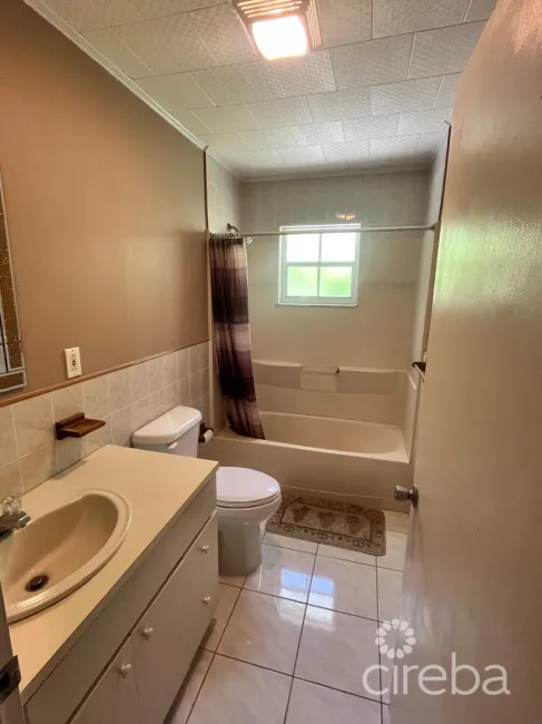 PLOVER CRESCENT RETREAT