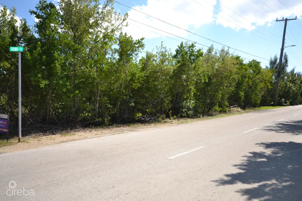 NORTH SOUND ESTATES CANAL LOT