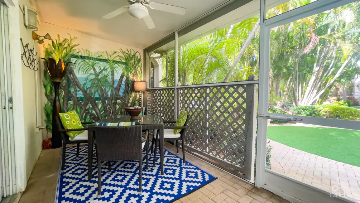 GRAND PALMS TOWNHOME SOUTH SOUND